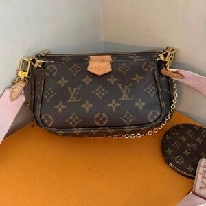 Louis Vuitton Multi Pochette